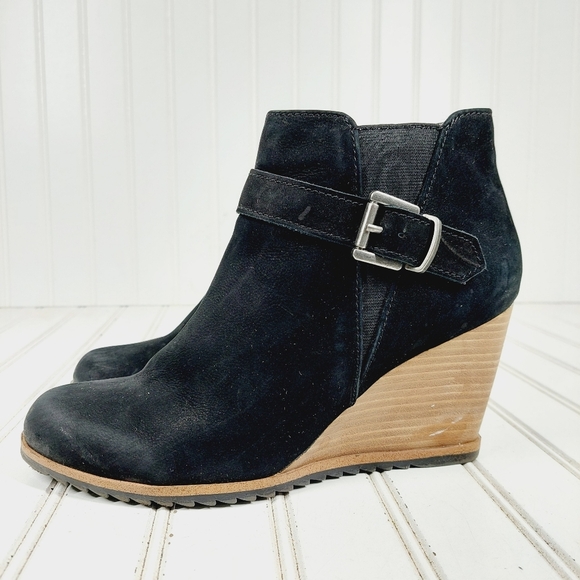 Caslon Addison Suede Almond Toe Wedge Buckle Ankle Booties D443 - Picture 1 of 12